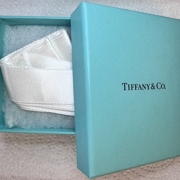 Tiffany & Co. Vintage Sterling Silver Earrings Bundle - Picture 2 of 7